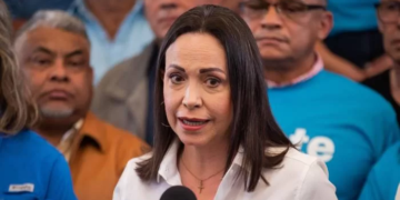 CNE publica inhabilitación de María Corina Machado
