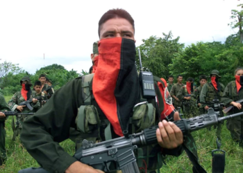 Gobierno colombiano suspende los diálogos de paz con el ELN