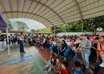 Más de 300 vecinos de La Cidra beneficiados con entrega de medicamentos durante jornada especial del SUAF