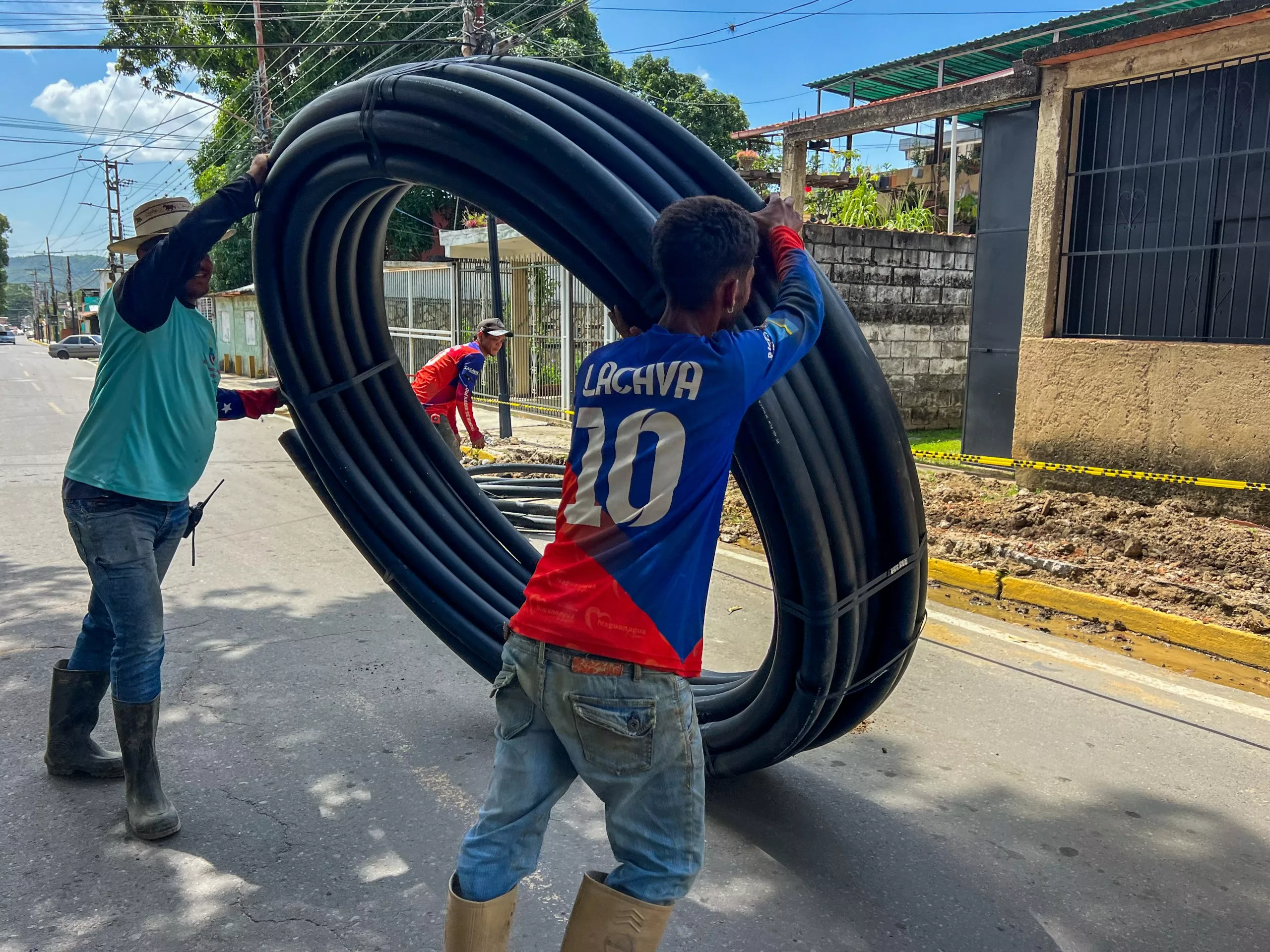 En Naguanagua arrancó instalación de 2.800 metros de tubería para mejorar suministro de agua en Tarapío III